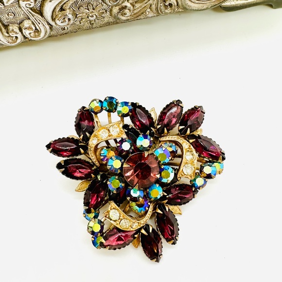 Vintage Purple Rhinestone Brooch - Picture 7 of 9